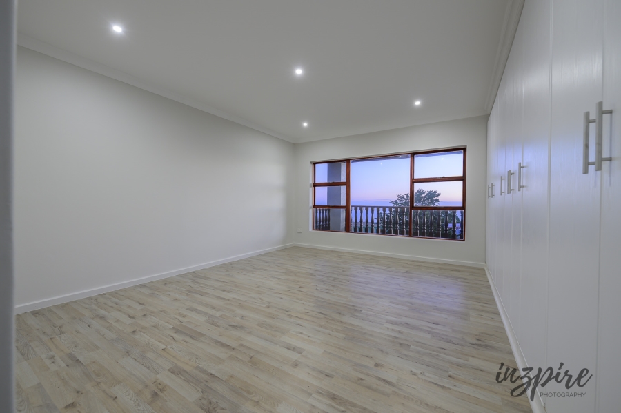 3 Bedroom Property for Sale in Dana Bay Western Cape